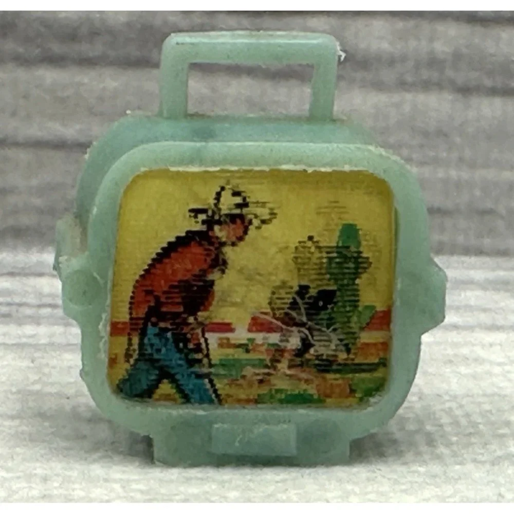 1960'S COWBOY GUNFIGHT DUEL LENTICULAR FLICKER TV MINIATURE  - LUNDBY?     *13‎